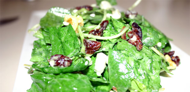 Walnut & Cranberry Spinach Salad